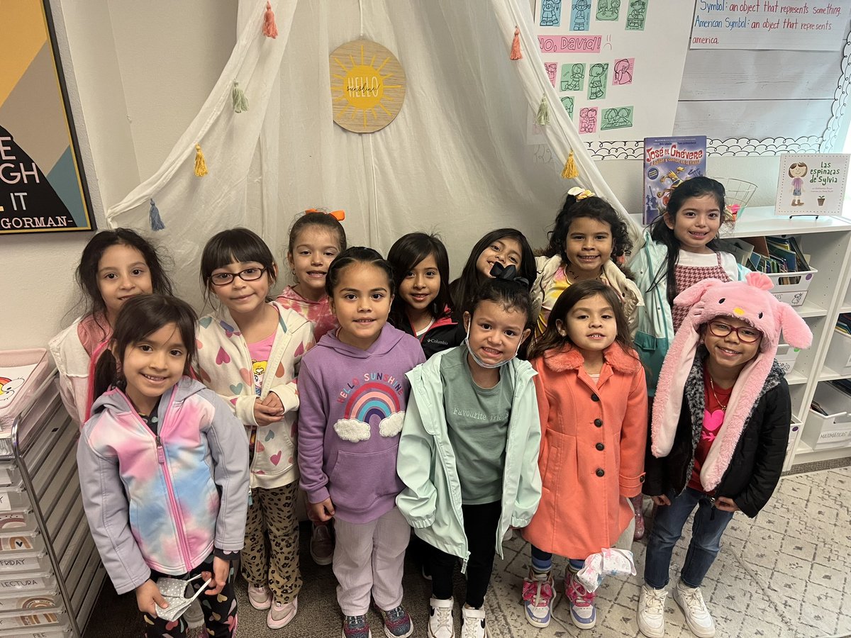 missortizsclass's tweet photo. Happy International Women’s Day to my favorite future women! Can’t wait to see these girls change the world! GIRL POWER🤩💗  @BlantonBulldogs https://t.co/7Kr4Bnh3fI