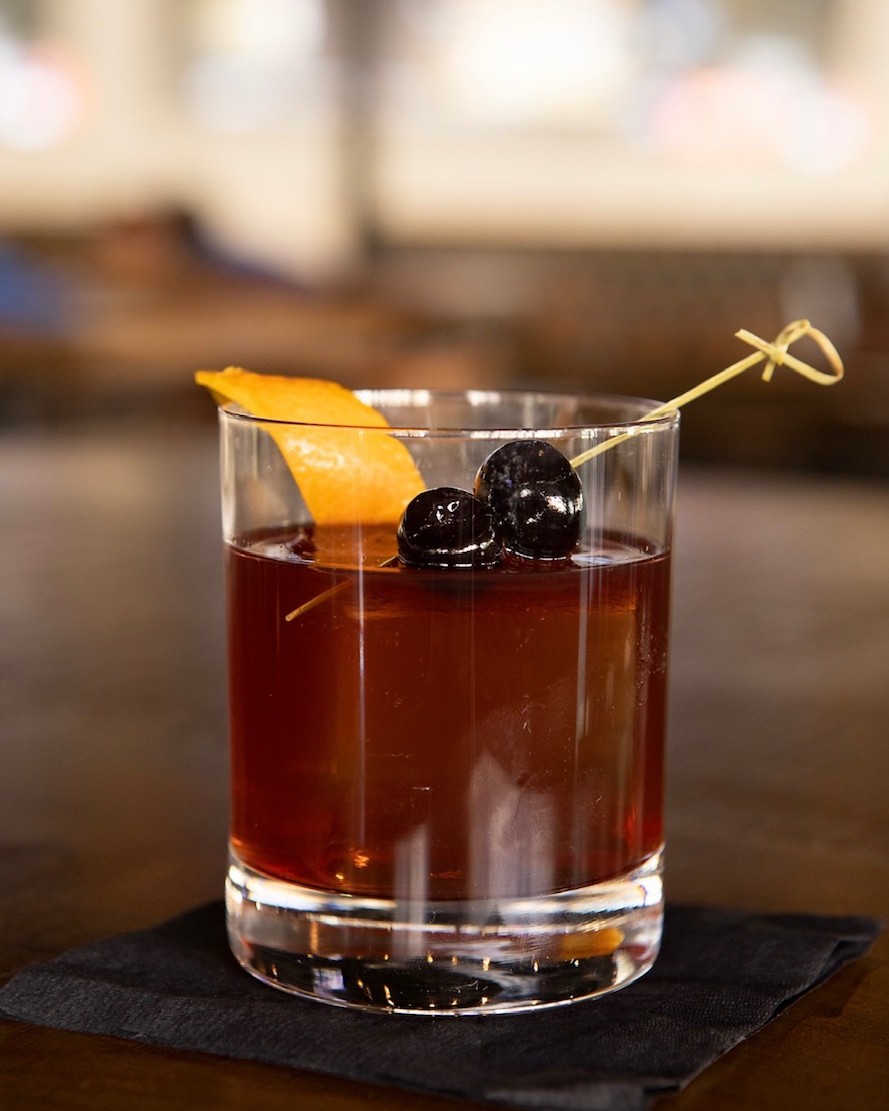 Blue 22 Sports Grill tweet media