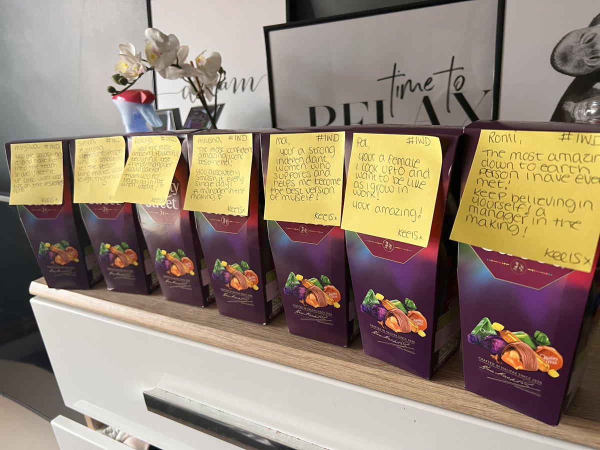 Amazing branch meal with the team!💚. Talking all things growth/revenue/ service📈! As it was also #InternationalWomansDay2023  I got the team a little something to say Thankyou and how much I appreciate them💜 <a href="/neelamjh/">Neelam</a> <a href="/clairegrimes111/">Claire Graham</a>