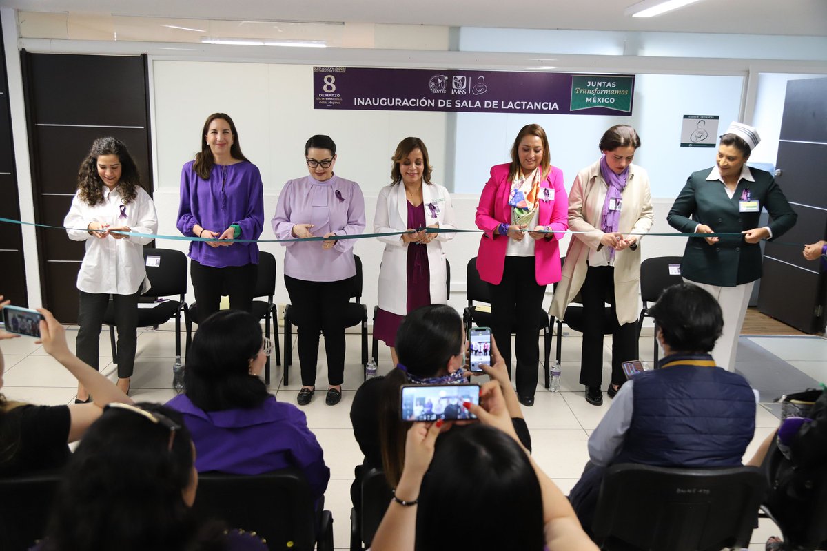 Tu_IMSS's tweet photo. #IMSS inaugura primera Sala de Lactancia para mujeres trabajadoras y visitantes en sede de Durango 323.

#8M #MujeresIMSS 

https://t.co/Tspc0WcxJF https://t.co/cSBkbXx36G