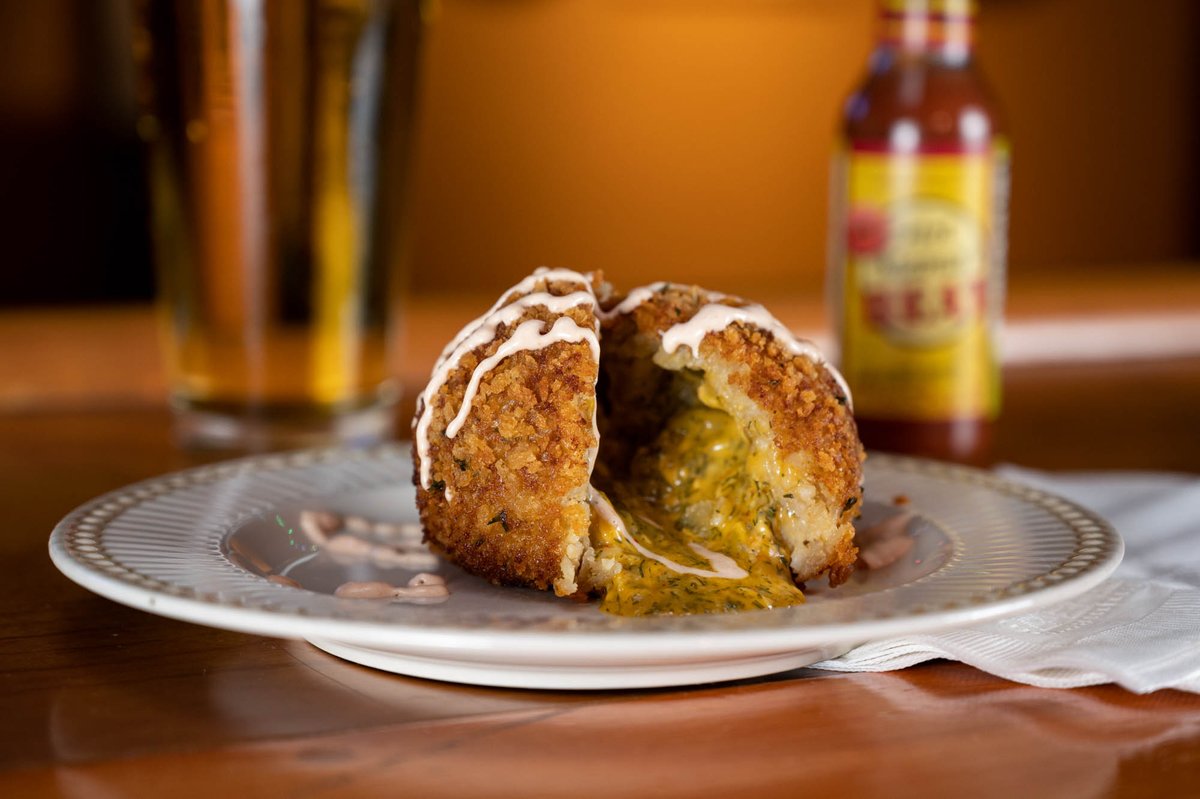 HotCanteen's tweet photo. Hungry? Stop in and try our Mama Bombs! ... https://t.co/olD8vCv6Xv
