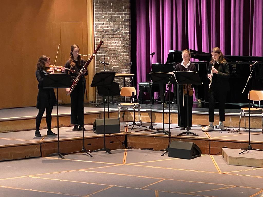 LeightonParkMus's tweet photo. What a first half! High quality performances from all concerned - second half well underway! @LPSchool #lpconcert https://t.co/iuWwk2GpYG