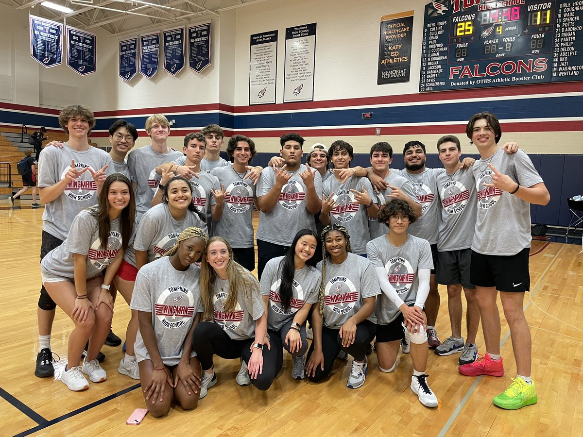 Tompkins with the win!!! Up next Paetow tomorrow! #nph