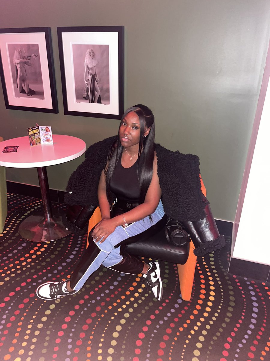 TeamYanaa23's tweet photo. #3/7♓️ https://t.co/McAfIbFE6B