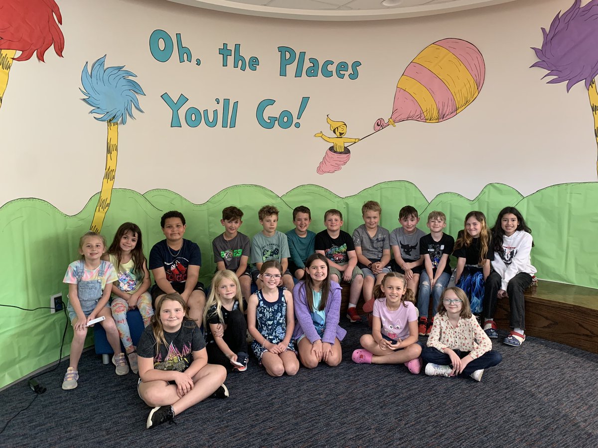 iCoachWheat's tweet photo. Second best 30 minutes of each week! 📚 @WISDLagway https://t.co/2mNBzmM5AN