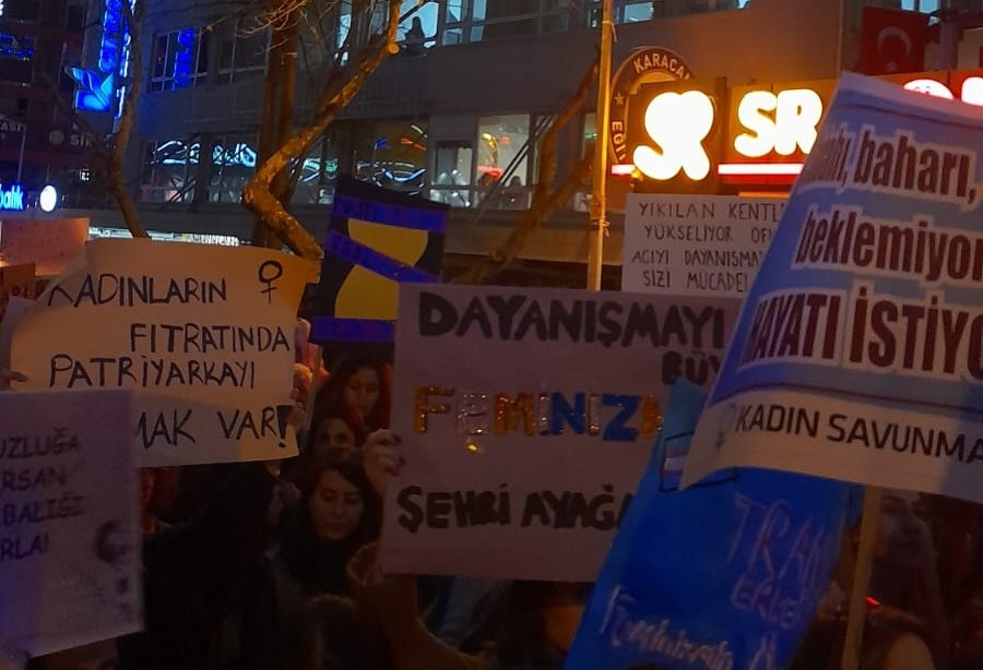 baskentkuir's tweet photo. #8Mart 
#feministgeceyuruyusu https://t.co/pQeLWR8eBU