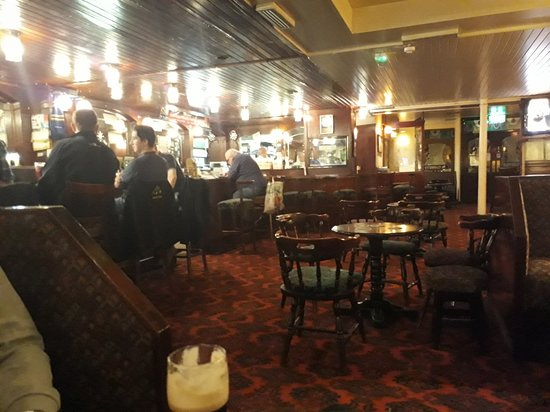 CSBlenner's tweet photo. Another Donnybrook institution will be gone when McCloskey’s closes its doors next week. During my student days, I was a regular every school night. Not because I particularly liked it, but because it’s where everyone I hung out with drank. https://t.co/YkeSazALiS