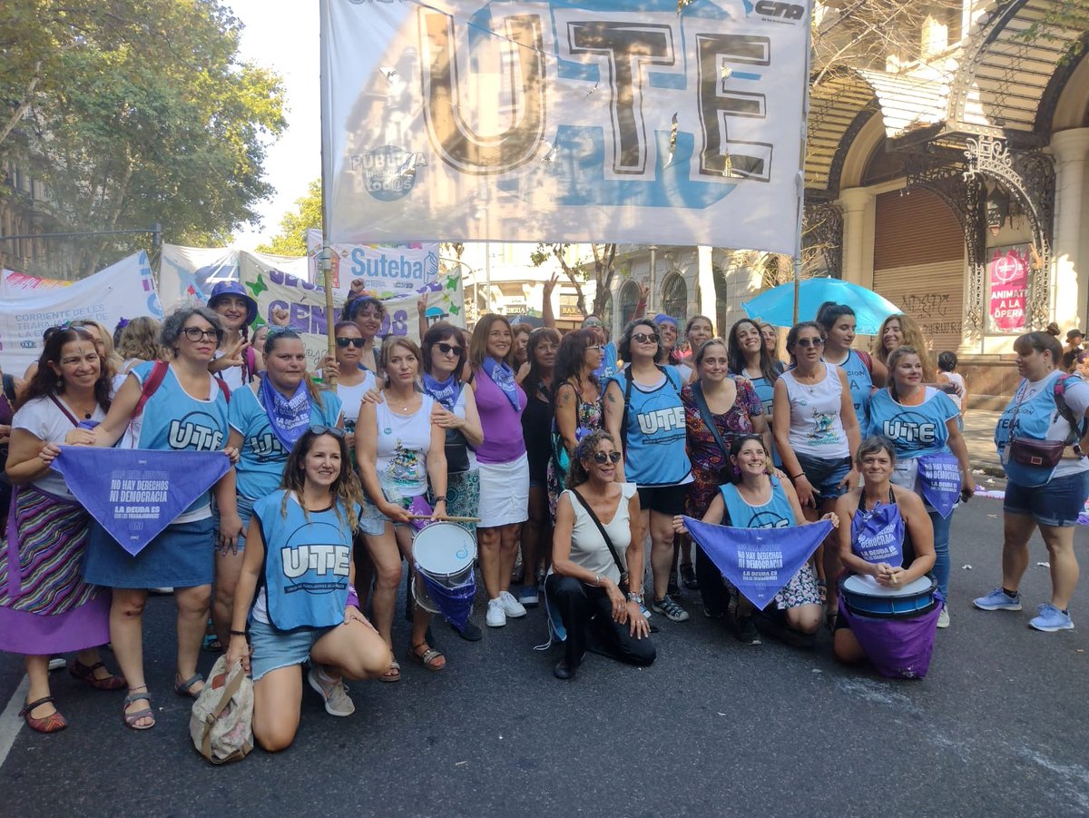 La <a href="/utectera/">UTE</a> dice presente en la marcha del Día Internacional de la Mujer Trabajadora.

¡La deuda es con nosotras!💜

 #8M2023