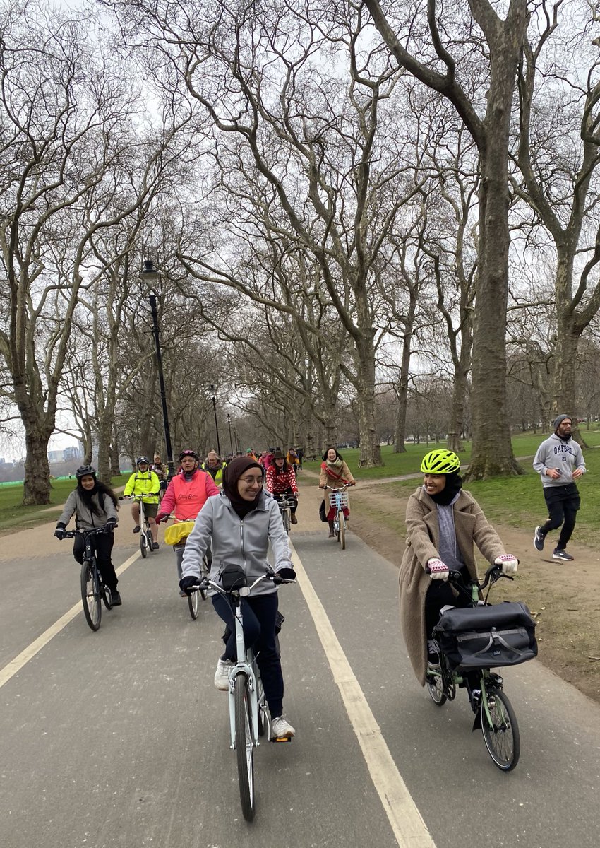 francesca_kms's tweet photo. #Cycling should be a safe &amp; convenient for all women. 

On average, women have less free time, disposable income, access to cars &amp; more caring responsibilities. 

For these reasons, &amp; more, it's critical that women have access to safe, affordable, &amp; accessible transport. 1/2 https://t.co/0wDqckiflW