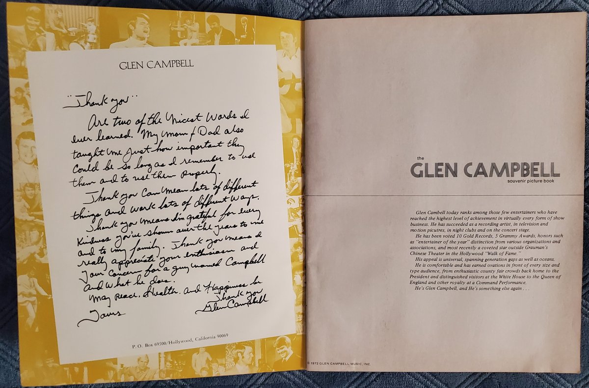 AllYearsCombine's tweet photo. Glen Campbell Tour Program 1972. Glen Travis Campbell (April 22, 1936 β August 8, 2017). #GlenCampbell #Tourprograms #Music #Alltheyearscombine https://t.co/IsGU50ycDW