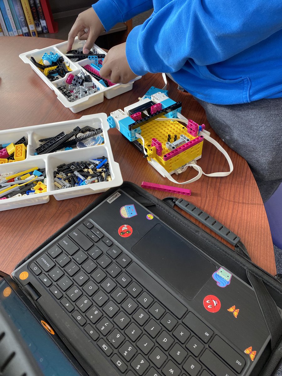 Almost done building our obstacle avoiding robot cars. Our next step will be programming our robots to avoid slamming into a wall. #bmspride #legoeducation #roboticsclub