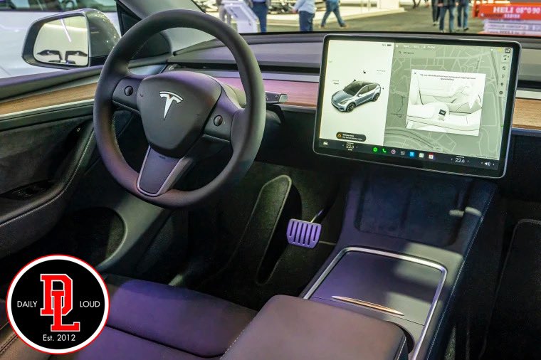 Daily Loud on Twitter "Tesla under a new investigation after steering