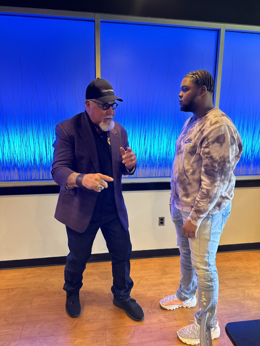 coachcarre's tweet image. We had a great visit with Lt. Governor Bethany Hall-Long and NFL Hall of Famer and McKean alumni Randy White! #ITSAGREATDAYTOBEAHIGHLANDER