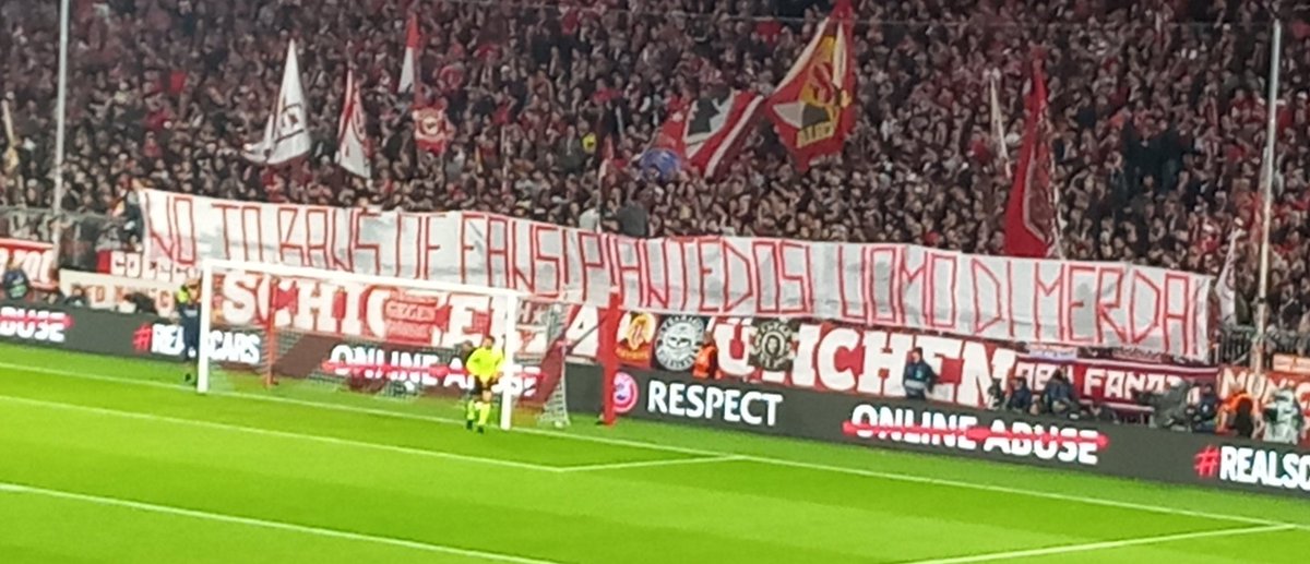 🇪🇺 Bayern Munich vs PSG 08/03/2023

"No to bans of fans! Piandetosi uomo di merda" 

Banner for Matteo Piantedosi,Italian Minister of the Interior who ban Eintracht Frankfurt fans to travel to Naples next week.