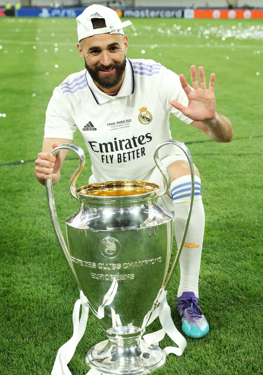 Petrelli86's tweet photo. Hilo para citar a @KMbappe con esta foto: https://t.co/cQWwXEibrz