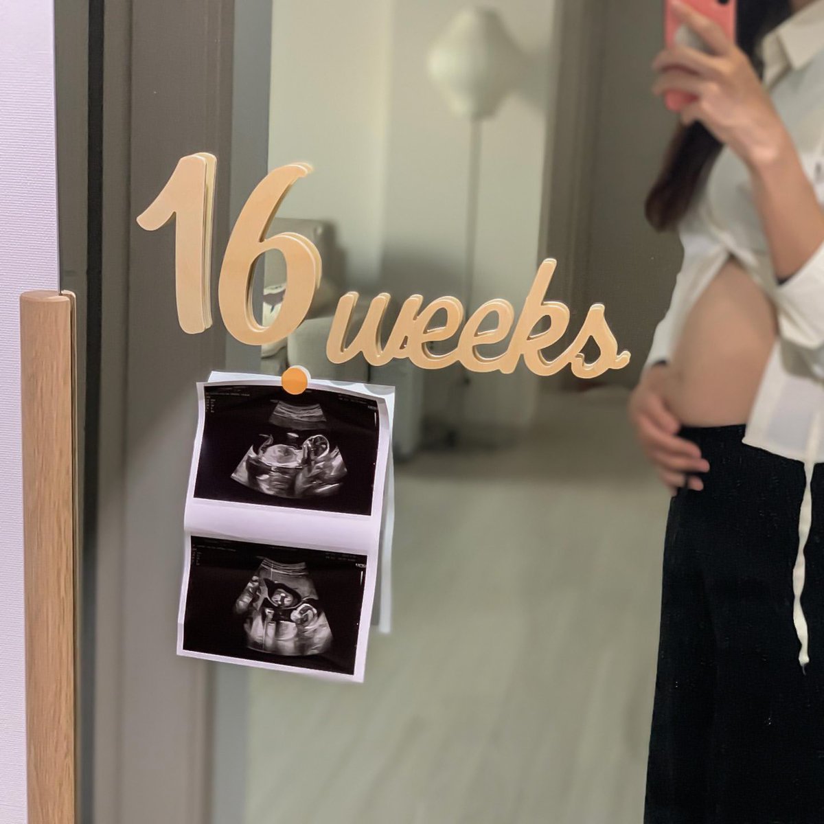 Estamos na décima sexta semana e digo que não é nada fácil gerar uma, duas novas vidas, mas está sendo a melhor experiência da minha vida. Amelie e Beatrice, sua família te espera com todo o amor do mundo. Espero que gostem dos nomes que os papais lutaram pra escolher!