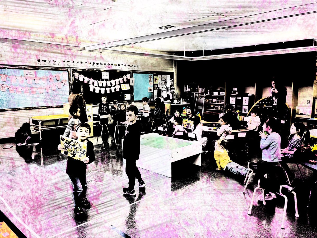 JenQuigley_'s tweet image. I spent time this afternoon at @ChristianFMPSD learning from and collaborating with Mrs. Freake and her Kindergarten class. I even got to help clean up and go to gym! #qualityteaching #doingwhatsbestforkids @fmpsd @FMPSDEarlyLearn