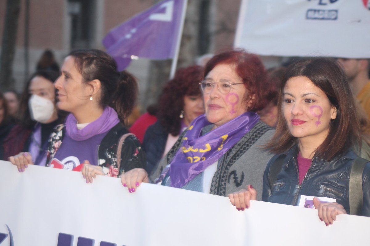 IU_Moralzarzal's tweet photo. Las calles de Madrid llenas de lucha feminista. Esta marea es imparable. ¡Seguimos! #8Marzo #8DeMarzo https://t.co/Zs6n5VDYej