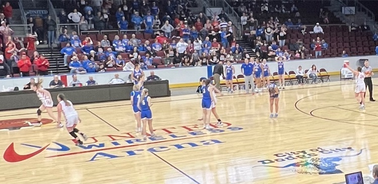 usd331norwich's tweet photo. Norwich WINS!! Lady Eagles advance to semifinal round of 1-A D1 state tournament with 42-34 victory over Canton Galva. 
Next game : Friday at 2:00 pm 
#GoEagles https://t.co/ES1k014uZP