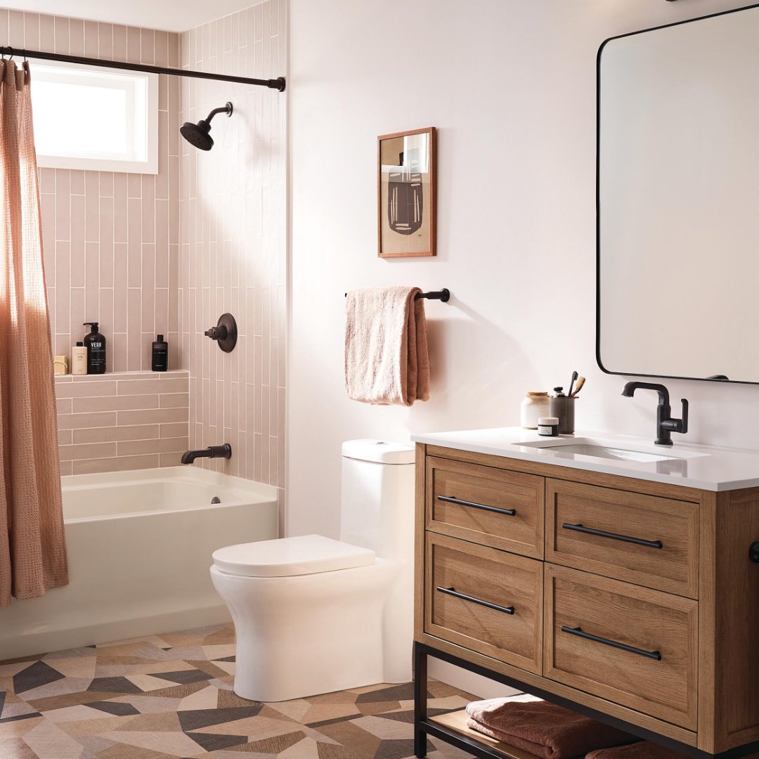 Tetra™ gives a bathroom an industrial, yet sleek look with its geometric design. fal.cn/3wqB5