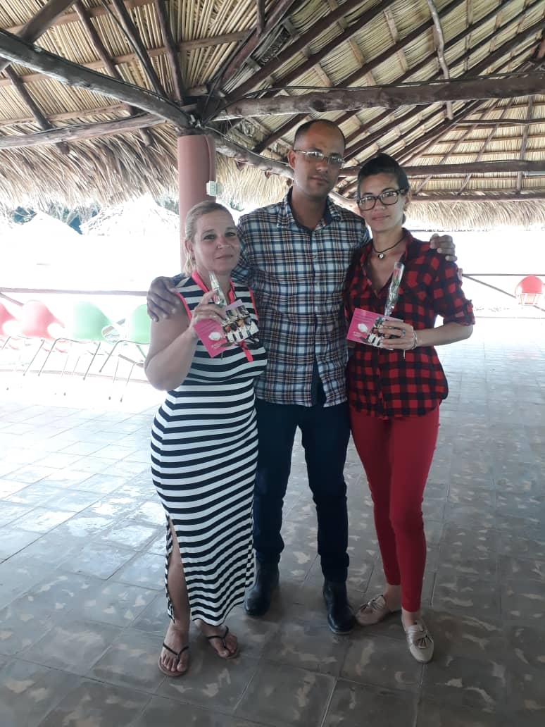EspInvDPRHCA's tweet photo. En la Delegación Provincial de Recursos Hidráulicos se realiza actividad por el Día de la Mujer. 
#MujeresEnRevolucion 
#8DeMarzo 
#FMC https://t.co/F9AiFtD5q3