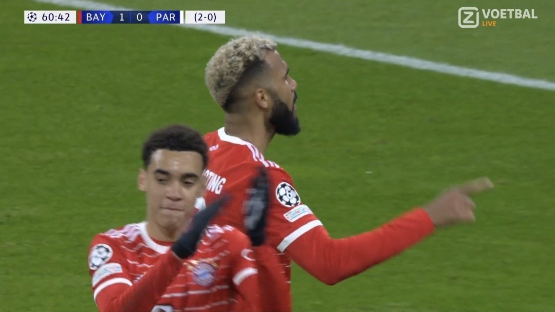 AntoxFenomeno's tweet image. Ptdrrrrrr donc non seulement le PSG se fait sortir mais en plus c&apos;est deux anciens parisiens qui les termine c&apos;est trop le divertissement de club de clown