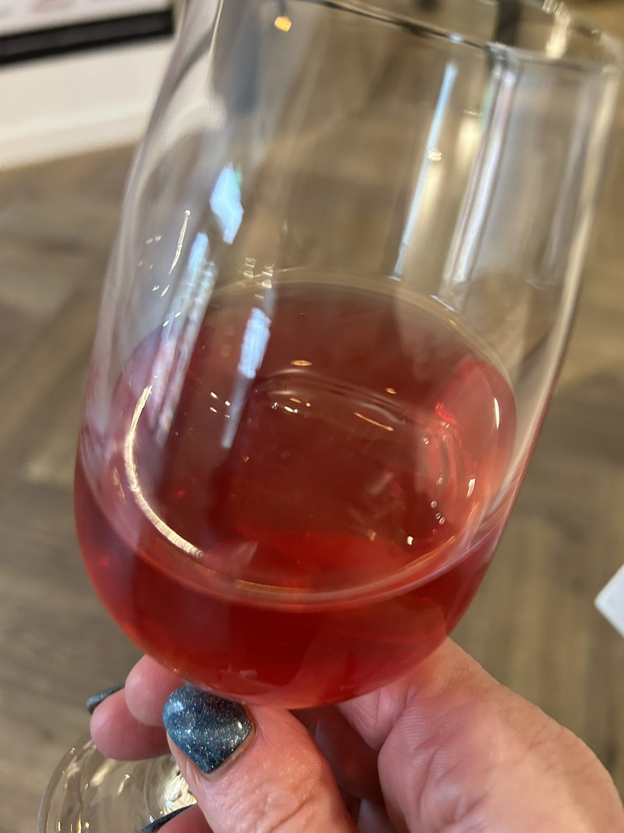 angelatalkswine's tweet photo. All sorts of styles and colours, from clear gins to brightly coloured cocktails @guildoffinefood spirits judging today. More tomorrow #greattasteawards #spiritsjudging https://t.co/RRP8z5iSBx