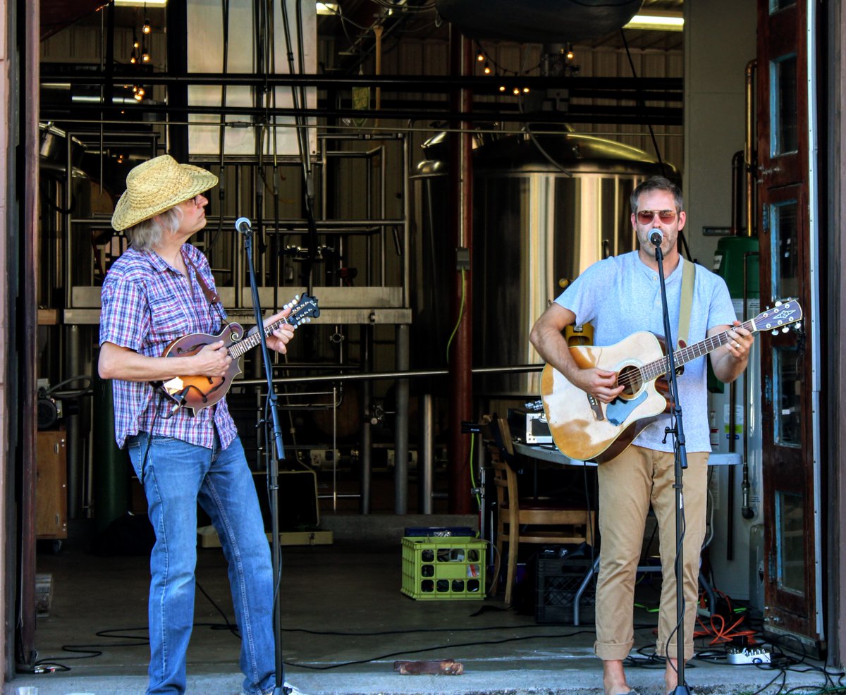 Kick back, relax, and enjoy a cold beverage with some great tunes from the Barrel Aged Duo. They're here from 6:00-8:00 tonight!