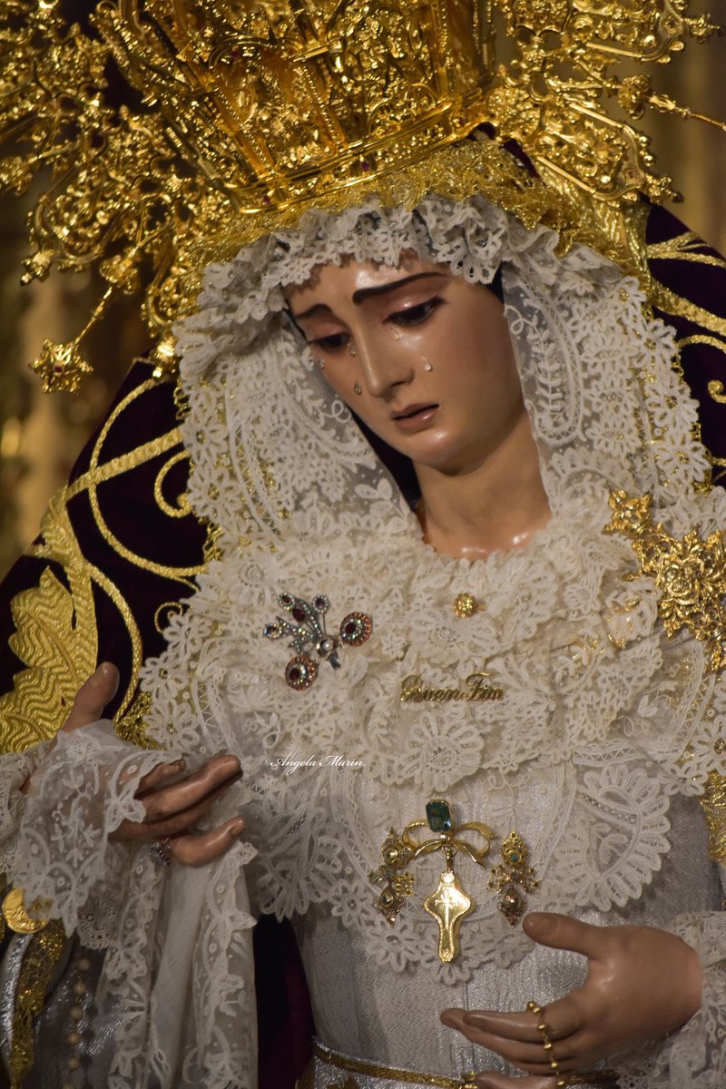 «Entre todas las mujeres».

📲 <a href="/LanzadaSevilla/">Hermandad de la Sagrada Lanzada</a> 

📸 15/40. 

#TDSCofrade #Cuaresma2023