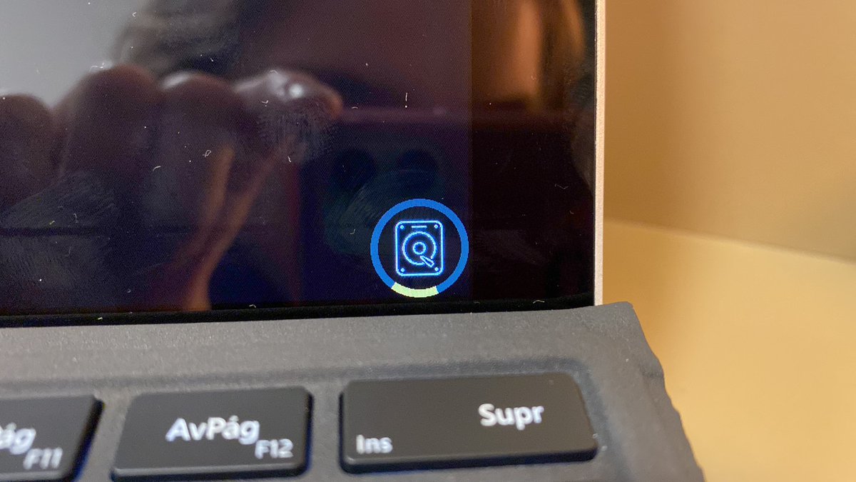 taniabcox's tweet photo. @Microsoft @MicrosoftHelps I have a Surface Pro (5th Gen) and there’s a black screen with the logo and this icon. I have followed all procedures on your web as well as been to the support Center in Regent street London and the only option offered was a factory reset. (1/2) https://t.co/xbK3jP4m6E