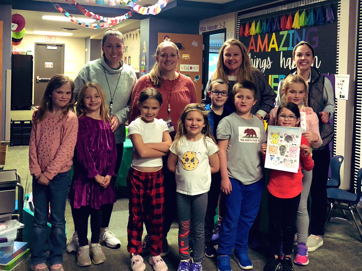 🍪C O O K I E S  &amp;  C O L O R I N G🎨 Congratulations to these Mane Bash winners for this extra special Crumbl Cookie and coloring party after school today!! <a href="/WoodbrookPTO1/">Woodbrook PTO</a>
