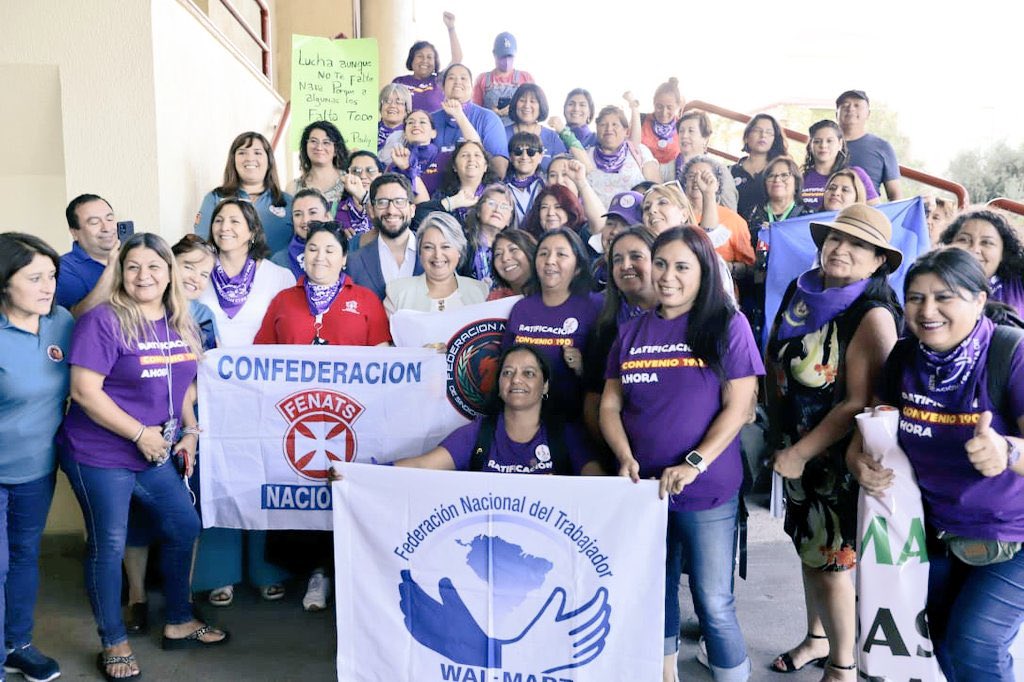 jeannette_jara's tweet photo. Cumplimos!
Aprobado el convenio 190 de la @OITconosur para erradicar la violencia y el acoso en los espacios laborales.

Agradecemos a las mujeres que este #8M nos acompañaron en el @Senado_Chile y: 

✨empleadores @CPCchile, 
💫trabajadores @Cutchile y a 
💜 @ComunidadMujer https://t.co/j16NKyhcS7