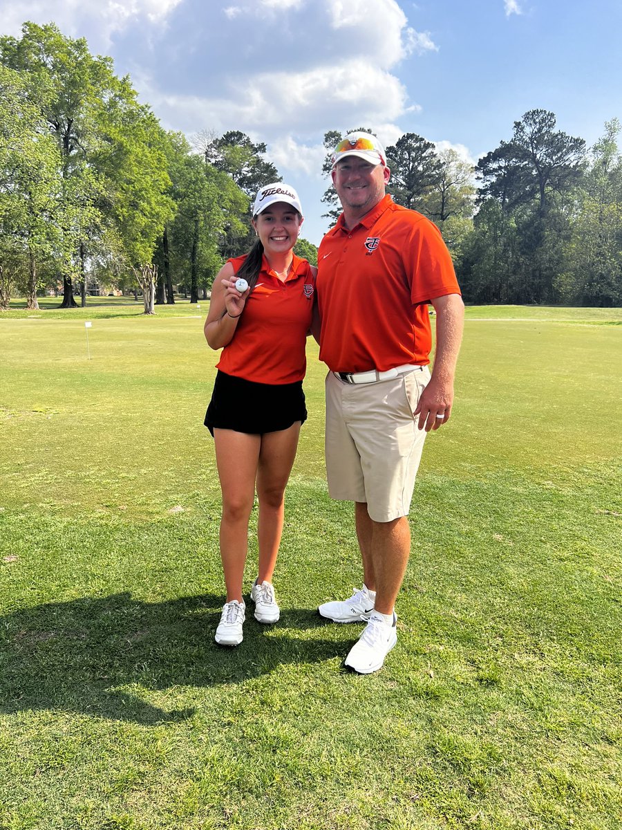 StingsGolf's tweet photo. Proud of @emmailess for firing a 74 today at Stonebridge CC. She placed first out of a field of 96 golfers from across the Houston Area. @SUPiratesGolf @txstatewgolf @BlinnAthletics @BearkatsWGolf @TexasCityISD https://t.co/m3GJ325H1V