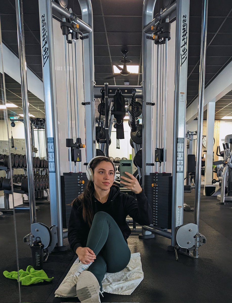 Tinkgrowcrypto's tweet image. Dear women,

You are your biggest influence.

Ideas may be introduced to you but at the end of the day you choose whether or not to take the action. 

Celebrate yourself and embrace your shit on this ever evolving journey! 💜 

Happy International Women&apos;s Day ✨