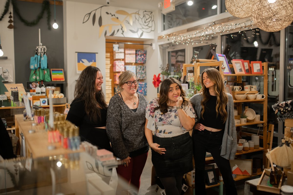 homespunindy's tweet photo. We couldn’t do it without the women. 

ALL of them, 70% of our vendors are women owned.

We are 100% women led. 

We acknowledge those who have been marginalized, imprisoned and told they weren’t qualified to hold the title. https://t.co/qAPtWvY6jN