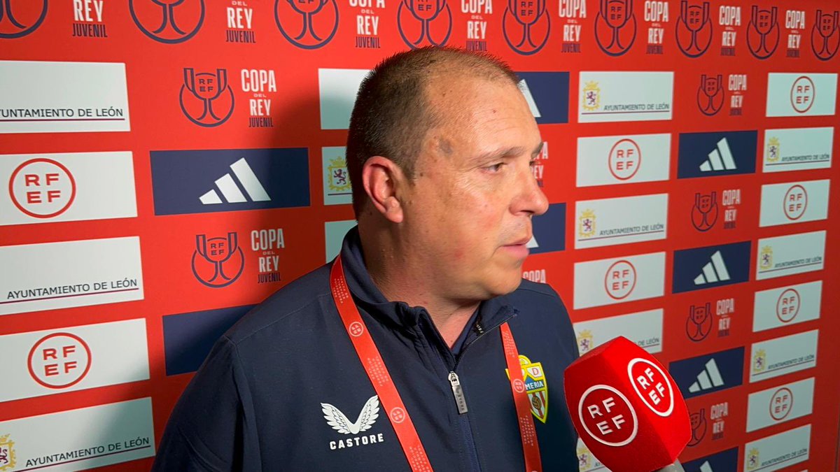 A LA FINAL DE LA #CopaDelReyJuvenil 🏆… Sin palabras lo que hemos vivido hoy. Gracias chavales por defender este escudo como lo hacéis. Disfrutadlo ALMERÍA ❤️🔴⚪️ <a href="/AcademiaUDA/">UD Almería B y Academia UD Almería</a>