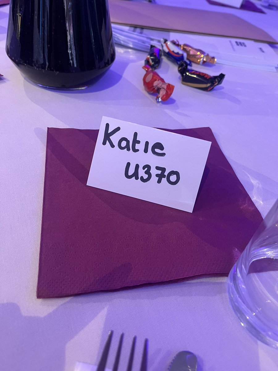 KatieMcCabeU3's tweet photo. Fantastic evening celebrating International Womenβs Day at Enterprise! Was brilliant to hear all the success stories of female leaders in the business as well as network with other areas. Feel so proud to work for a company which focuses of equality and diversity π #eracinterns https://t.co/wL4NCddjnl