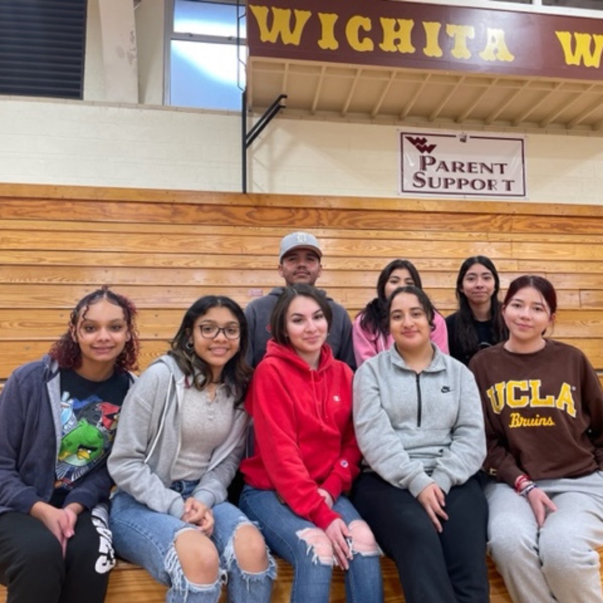 PandoInitiative's tweet photo. Reality U this week at @wichitawesthigh had some very special volunteers, including Seniors and West alumni Nicholas Vazquez, Velma Thompson and Cameron Houck! 
#pando #realityu #financialliteracy https://t.co/Zbo65GbF1H