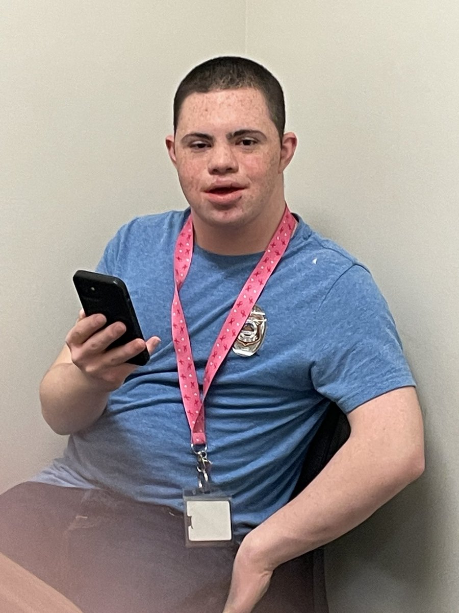 RivertonUtahGov's tweet photo. 🚨 Riverton Police have located a non-verbal teen (male, 15-16 years old, 155 lbs) at approximately 13400 S and Mountain View Corridor in Riverton. If you recognize this guy, please contact RPD at 801-840-4000 as soon as possible and reference case #23-4315. https://t.co/yu7KMf19Pz