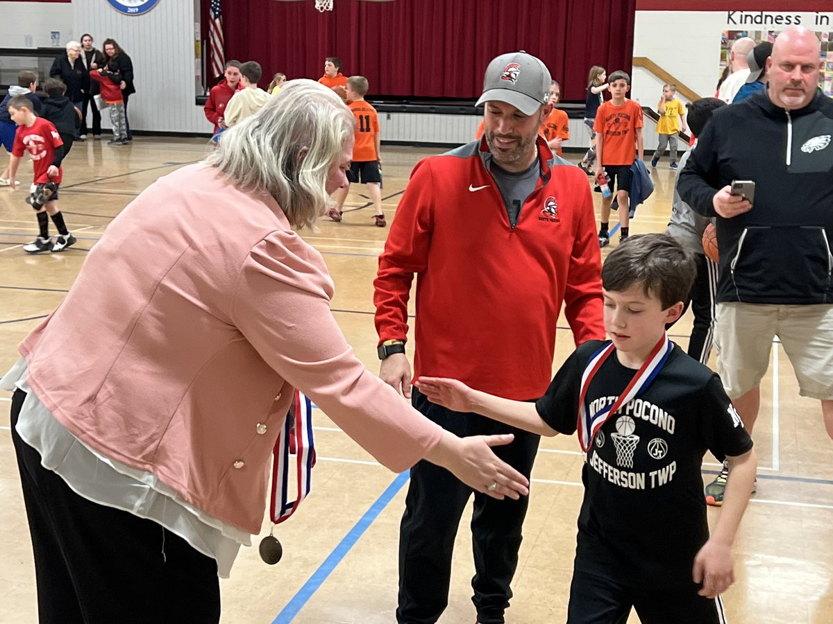 Eric Deabill tweet media