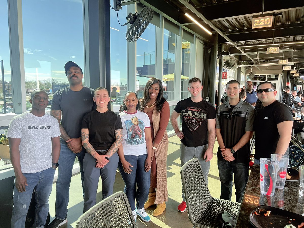 Foxtrot832nd's tweet photo. Building relationships inside and outside of the uniform is what Fox Falcons strive for. Thanks @832dOrdnance for hosting this team building event! #TrueProfessionals #TotalSoldier #FamilyFirst @CSM_Grant @LTCRobinson_B @MikeCavezza @Ramtahal_Eldred https://t.co/vBM7ace5Ba