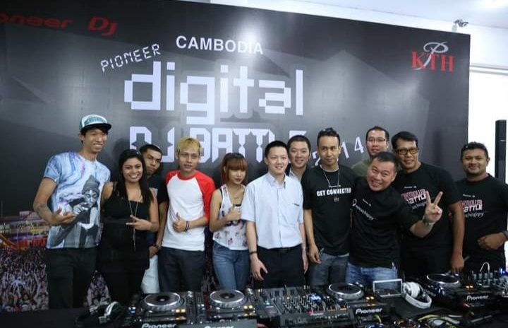 imranSa11984161's tweet photo. DJ DAY : Happy World DJ Day!! Shout out to all our wonderful industry friends around the globe!! We all deserved to be treated as we make the people happy all over the world, don't we? #G8 #WorldDJDay #MemoriesBeyondHorizon #DJDays #DiscJockey #RadioDJ #MobileDJ #SL #CAM #PHIL https://t.co/WPXczfdhXW