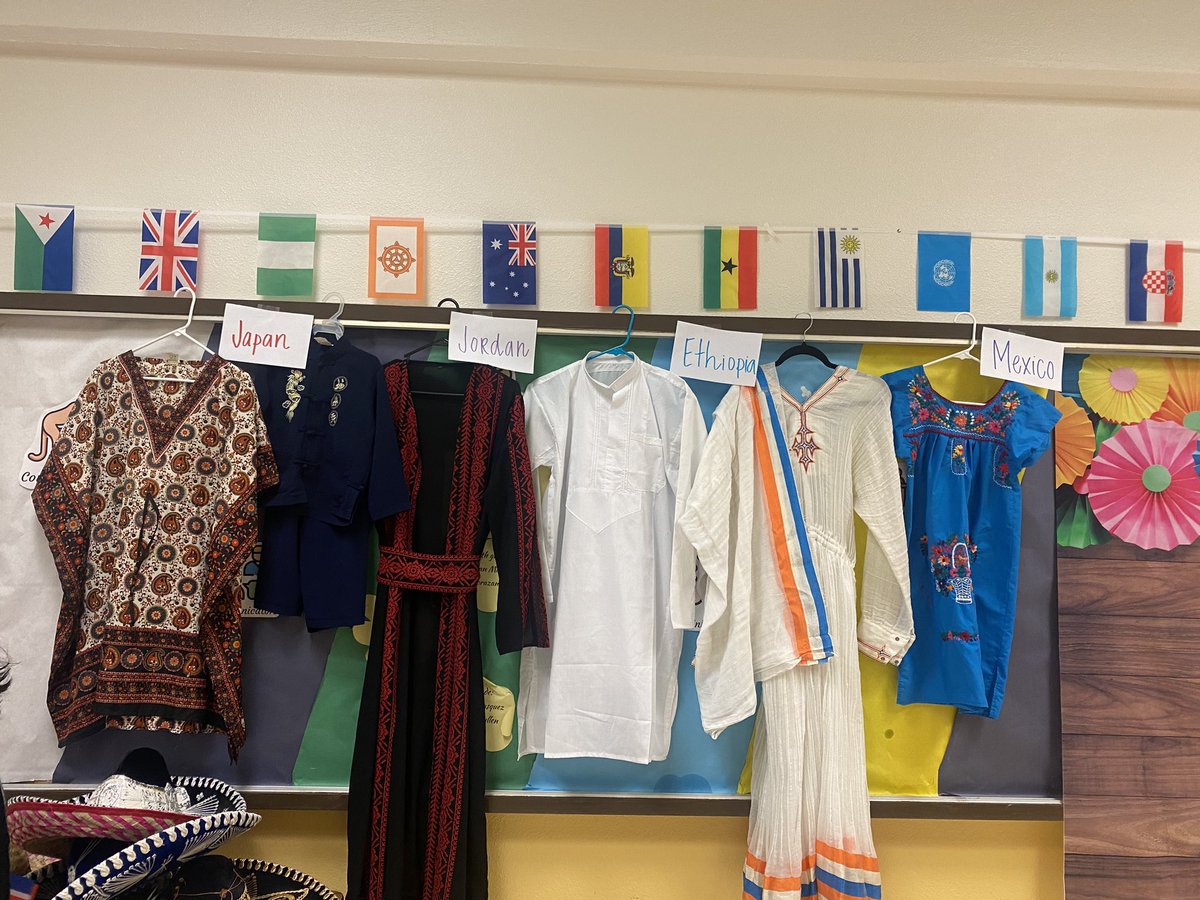 Connie Schaub (@sci_schaub) on Twitter photo Culture was on full display <a href="/NISDJones/">Jones Middle School</a> <a href="/NISDJonesSTEM/">Anson Jones Magnet School</a> tonight. A packed house from around the world shared food, science, clothing, music and so much more! What an amazing event! <a href="/BRamirez1223/">B Michelle Ramirez</a> Culture was on full display <a href="/NISDJones/">Jones Middle School</a> <a href="/NISDJonesSTEM/">Anson Jones Magnet School</a> tonight. A packed house from around the world shared food, science, clothing, music and so much more! What an amazing event! <a href="/BRamirez1223/">B Michelle Ramirez</a>
