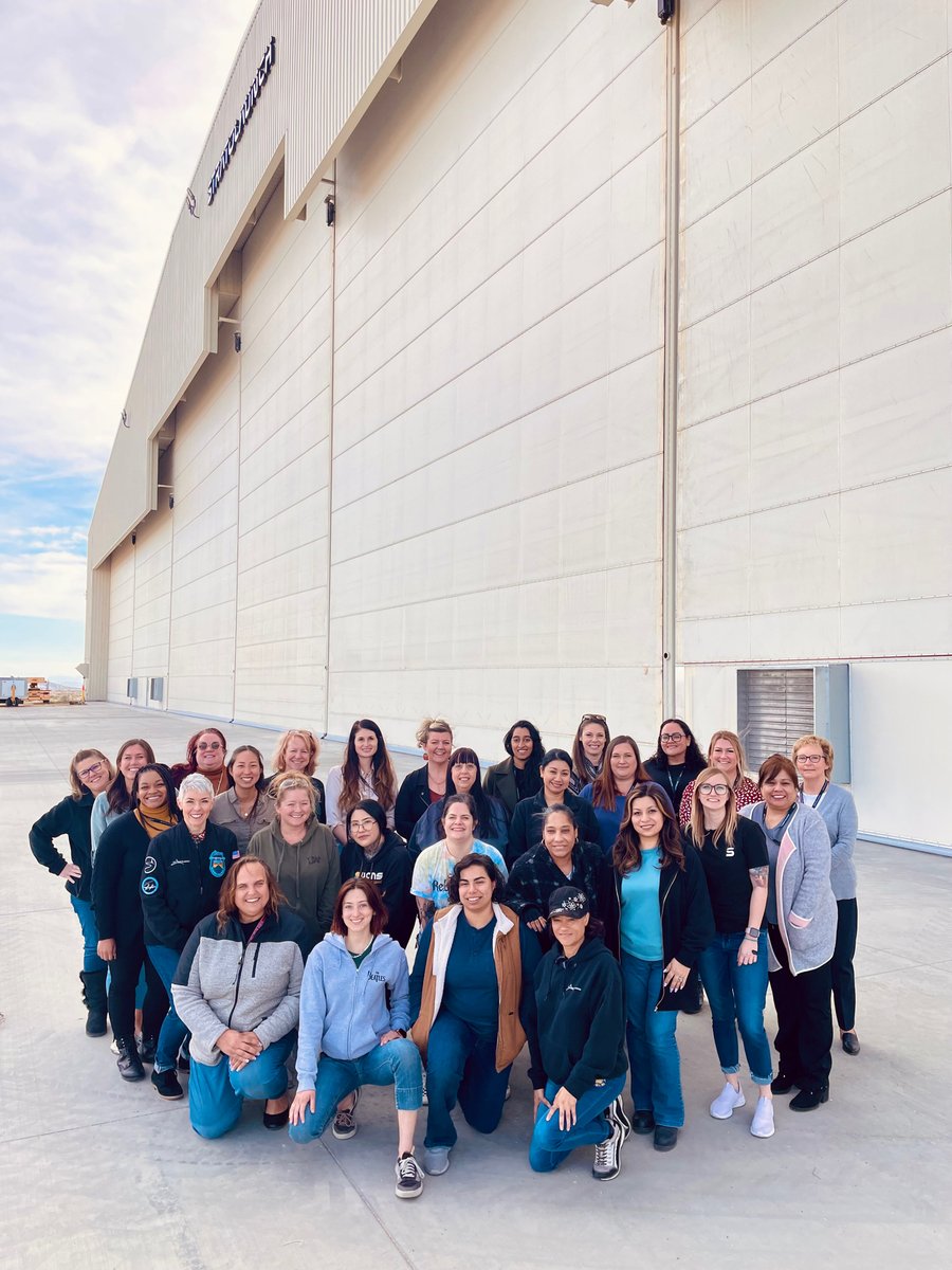 Stratolaunch's tweet photo. Today we celebrate our leading ladies that are working hard to bring us closer to hypersonic flight! #InternationalWomensDay #WomeninSTEM https://t.co/83NlQRizGA