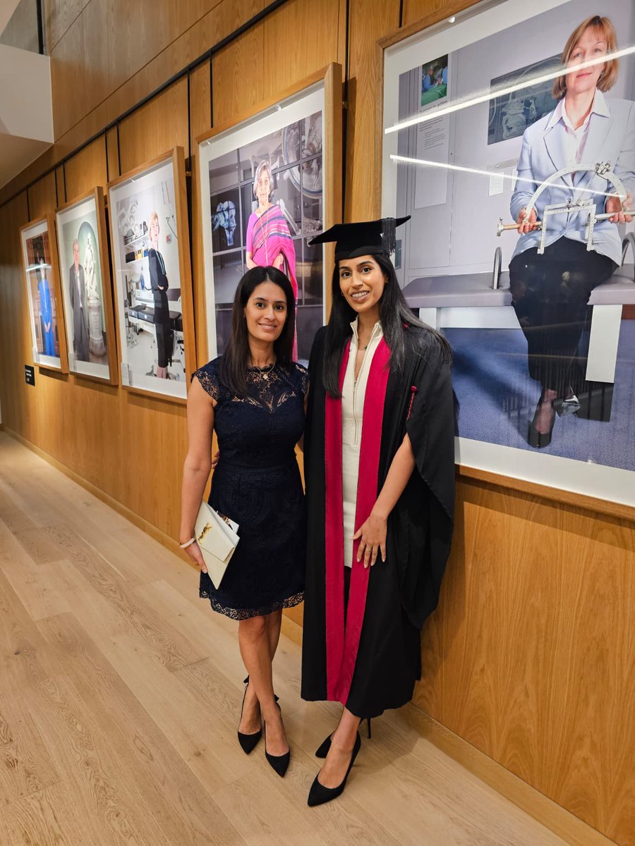 Congratulations to my little sister <a href="/DrSameeraTanna/">Sameera Tanna</a>! Inspiring day at the college celebrating your achievements on #IWD #liftasyouclimb <a href="/RCSnews/">The Royal College of Surgeons of England</a>