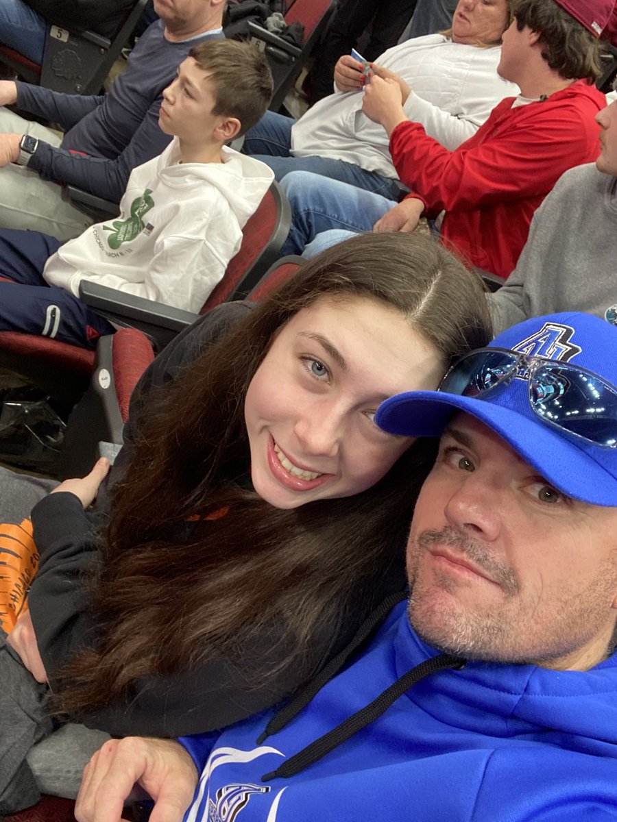 goodoman's tweet photo. Watching some Big 10 tourney with my basketball bud https://t.co/9GSi69JDGN