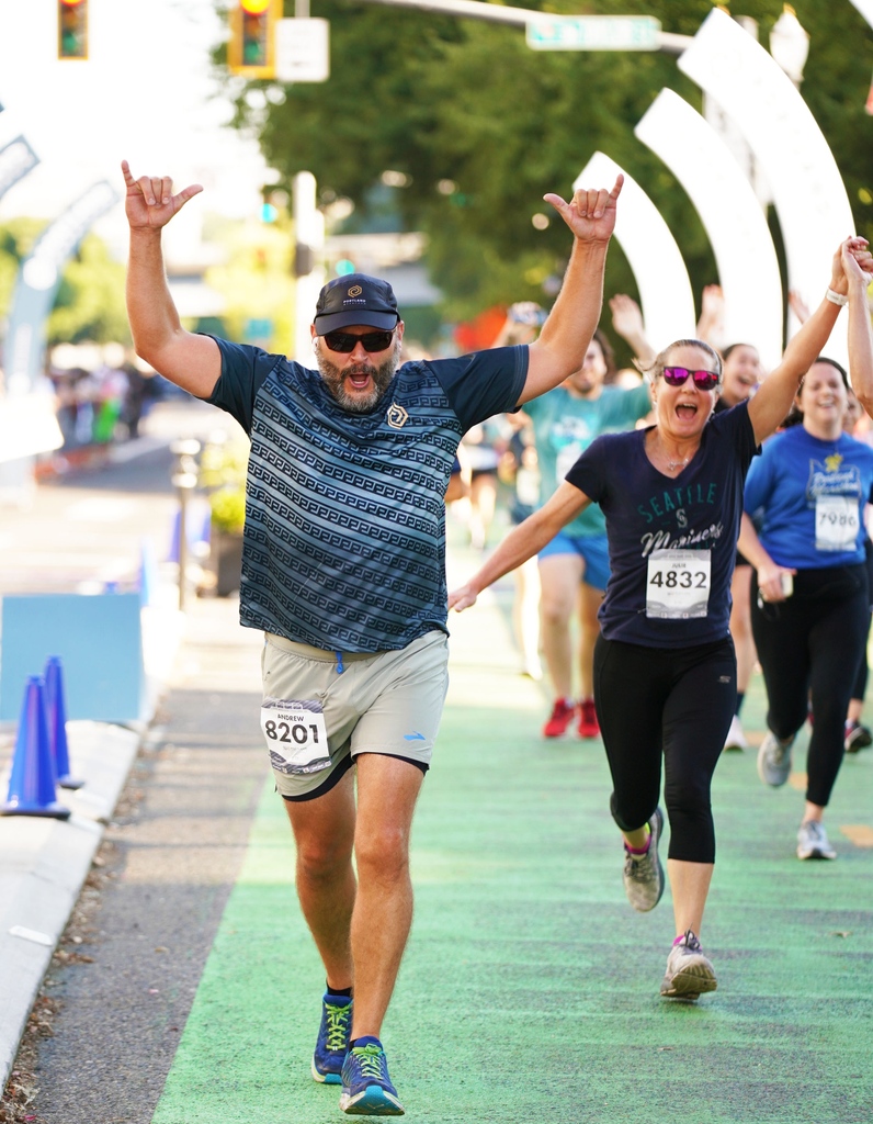 PDXMarathon's tweet photo. Who else is ready for some warmer spring running weather? π€
#pdx #portland #portlandmarathon #pdxmarathon #oregon #runportland β£#pdxrunning #runoregon #portlandrunning #runpdx #running #runner #marathon #halfmarathon #run #marathontraining #halfmarathontraining https://t.co/mCOnlKXp8u