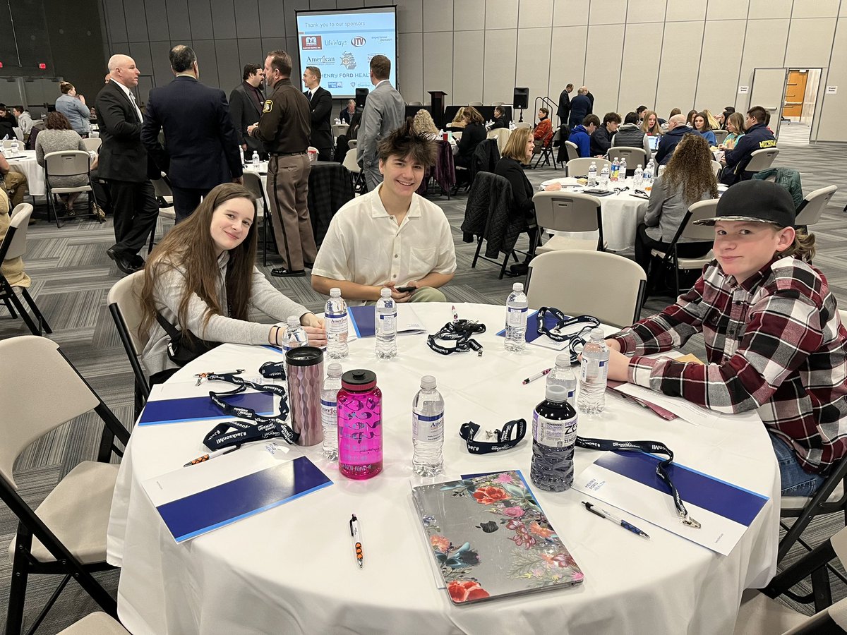 miss_pack's tweet photo. Our students representing Western High School at the Drug Summit today. Proud of them! https://t.co/fC8aBttYMA