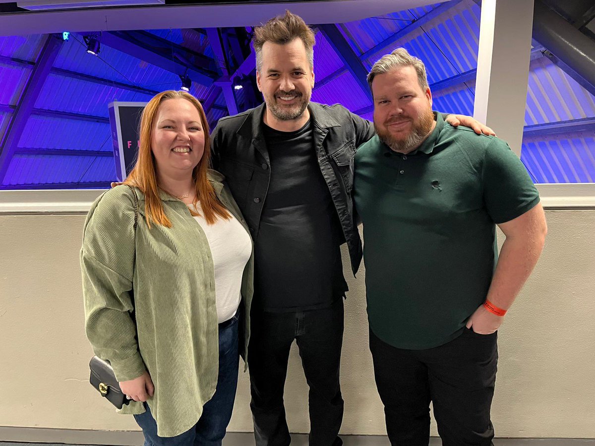 camsterhibee's tweet photo. What a gig!! @jimjefferies was outstanding! My cheeks hurt from laughing!! #giveemwhattheywanttour #cancelthedeaf https://t.co/HO9YGN76hp