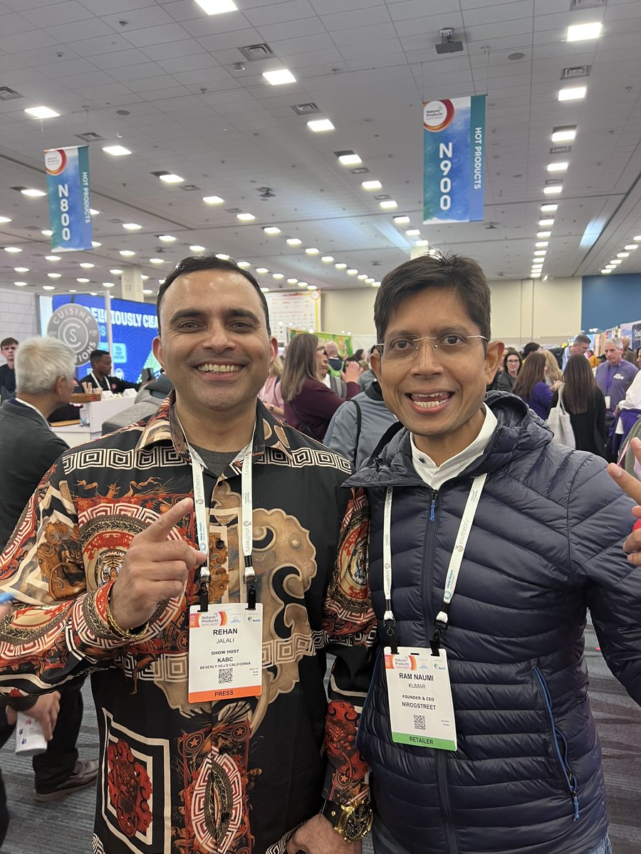 The boy from #Muradabad, @SixPackDietPlan, the big celebrity influencer in town and his daughter @xqueenofclamsx (as promised to mention the adopted daughter) @NatProdExpo #expowest2023 #expowest